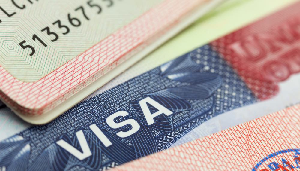 How International Students and Professionals Can Get an H1-B Visa