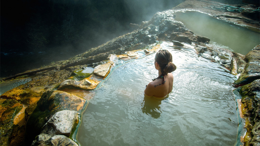 【自驾101】美国冬天必去的八个天然温泉！